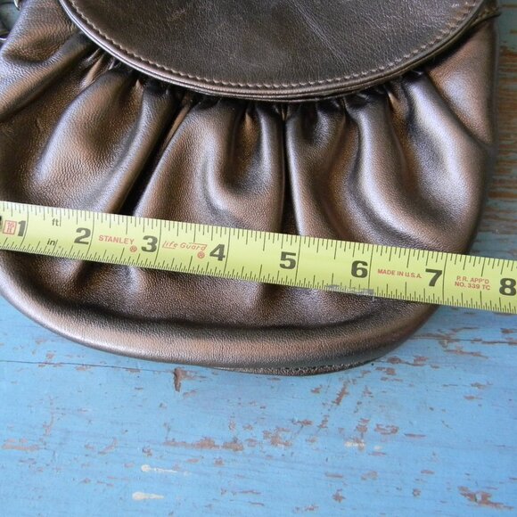 Vintage Maud Frizon PARIS BRONZE/GOLD PLEATED SMALL LEATHER SHOULDER BAG - Picture 3 of 9